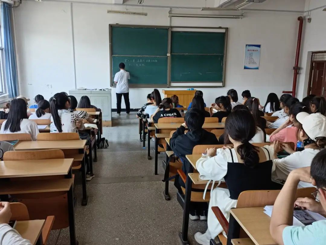 专业介绍|<a href='/zhuanlan/sxbk/13/'>运城学院</a>2022应用统计学专业简介